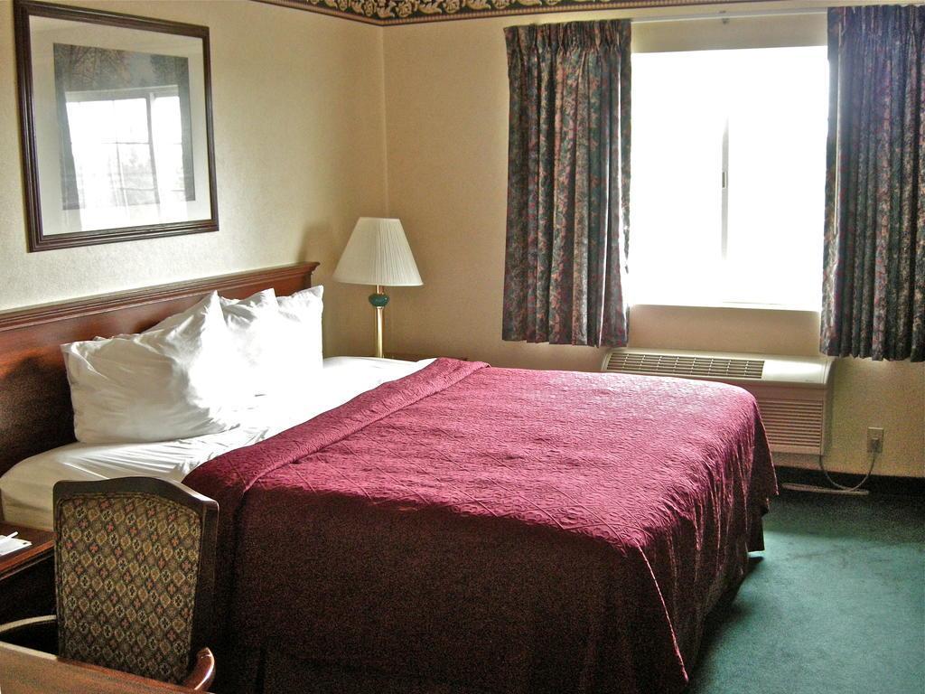 Quality Inn Bend Exteriér fotografie